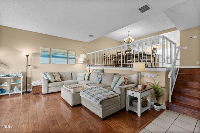 Front Image Thumbnail for CRV1-33117