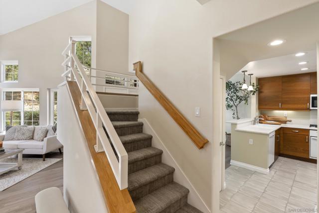 12630 Springbrook Dr, San Diego CA: https://media.crmls.org/mediaz/ac1cccdc-73c8-4cdd-bfc8-b021e2461ef1.jpg
