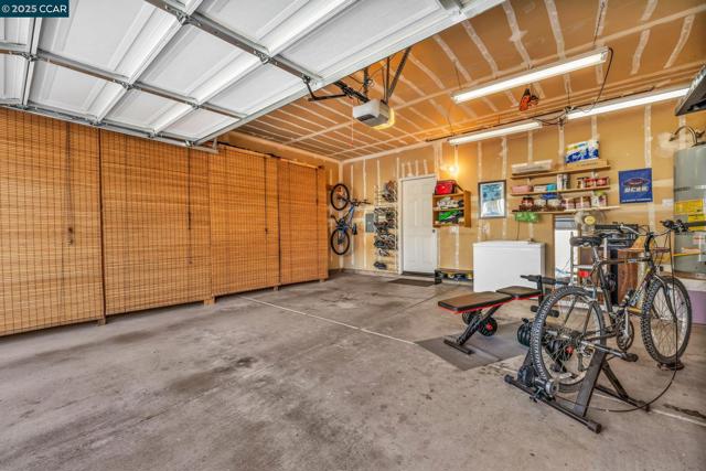 214 S Wildwood, Hercules CA: https://media.crmls.org/mediaz/ac1ceac1-c701-4718-a2c4-f38dcb1f105d.jpg