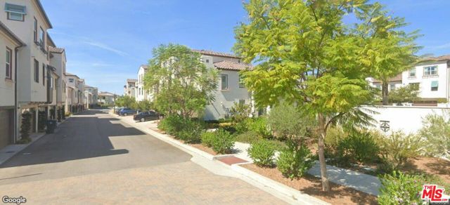 350 Serra Street photo 3