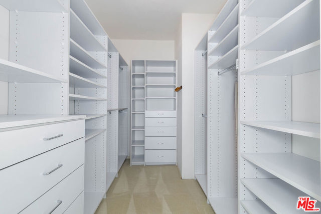 1827 Barry Avenue, Los Angeles CA: https://media.crmls.org/mediaz/ac1d2736-a6d7-47eb-8108-a696576d872d.jpg