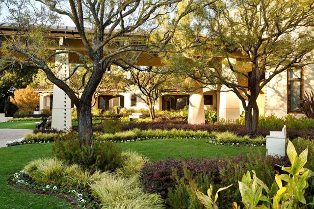 27500 La Vida Real, Los Altos Hills CA: https://media.crmls.org/mediaz/ac1d899e-5807-4110-b923-26e4bb4b4709.jpg