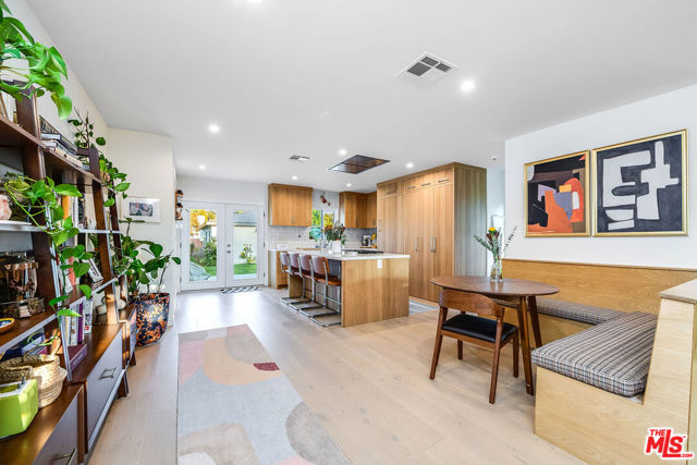 1008 North Catalina Street photo 4