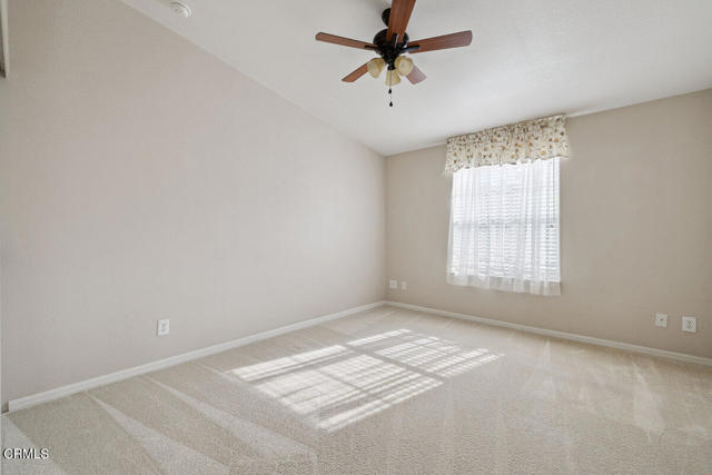 Detail Gallery Image 29 of 45 For 139 Dickens Cir #139,  Ventura,  CA 93003 - 3 Beds | 2 Baths