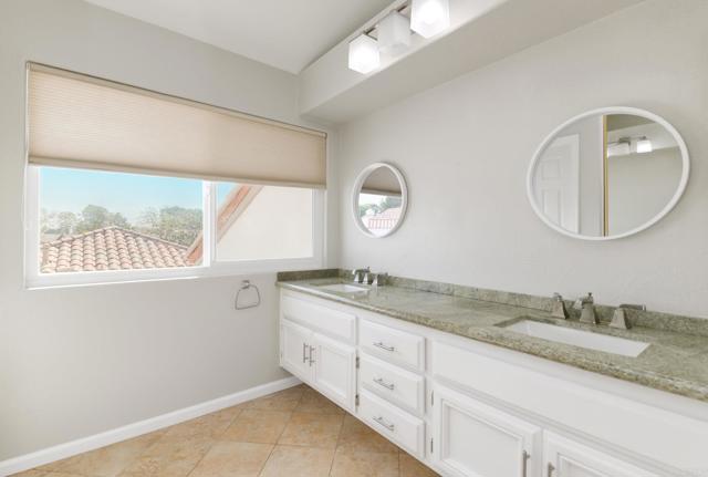 Detail Gallery Image 21 of 32 For 4609 Zamora Way, Oceanside,  CA 92056 - 2 Beds | 2/1 Baths