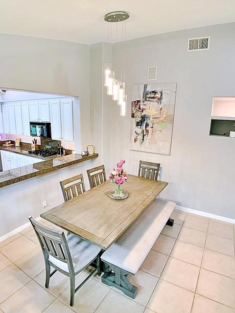 45120 Eagle Crest Court, Indio CA: https://media.crmls.org/mediaz/ac217e23-4430-4b1e-828b-cfc8d64a1cb8.jpg