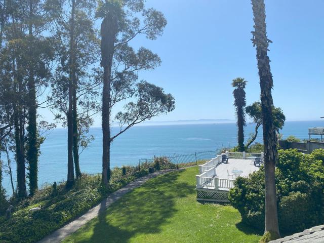 620 El Salto Drive, Capitola CA: https://media.crmls.org/mediaz/ac2181d5-08ce-479f-b64b-3e29717fffda.jpg
