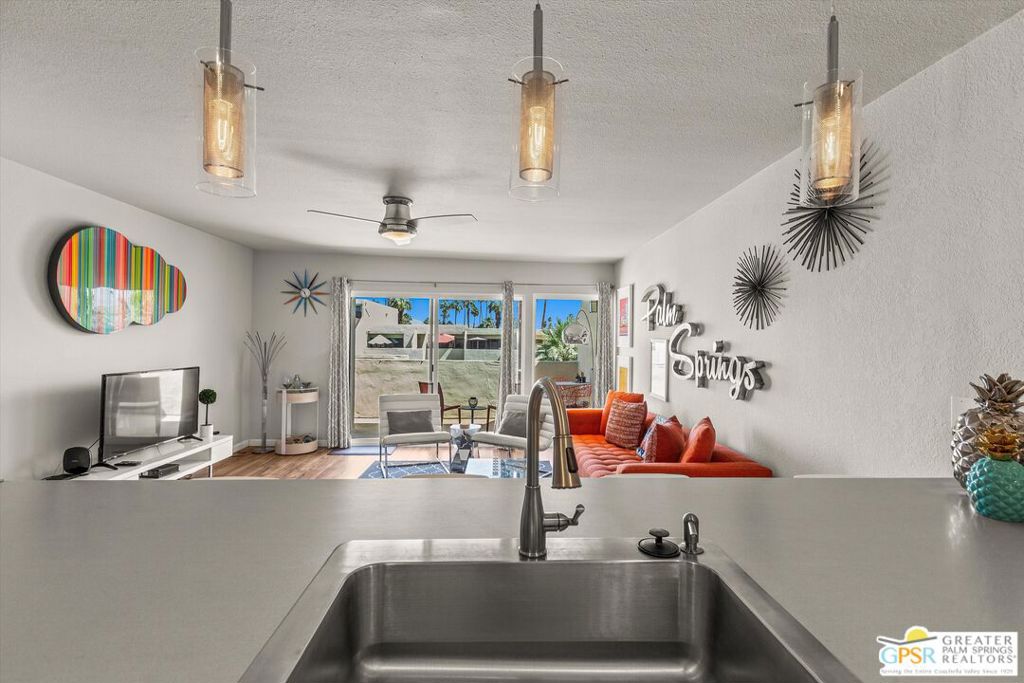 MLS #25620675PS image #14