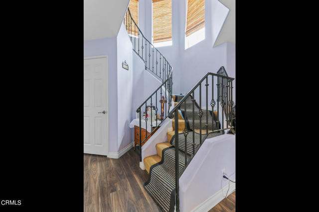 4942 Dunes Circle-021-002-Staircase-MLS_