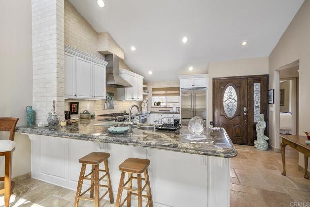 1744 Tattenham Road, Encinitas CA: https://media.crmls.org/mediaz/ac23aa8b-8e5f-4954-af92-077858316b78.jpg