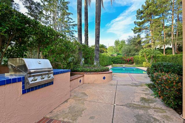 Image 43 of 53 For 516 Camino Bailen