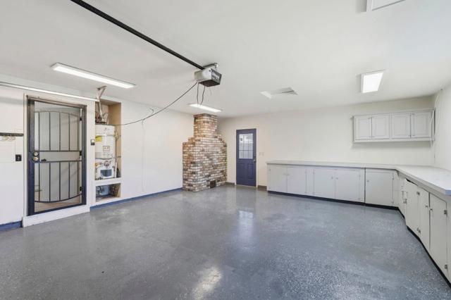 3405 Bellevue Drive, Modesto CA: https://media.crmls.org/mediaz/ac24e141-5f0b-41d0-8685-1ad926d055a6.jpg