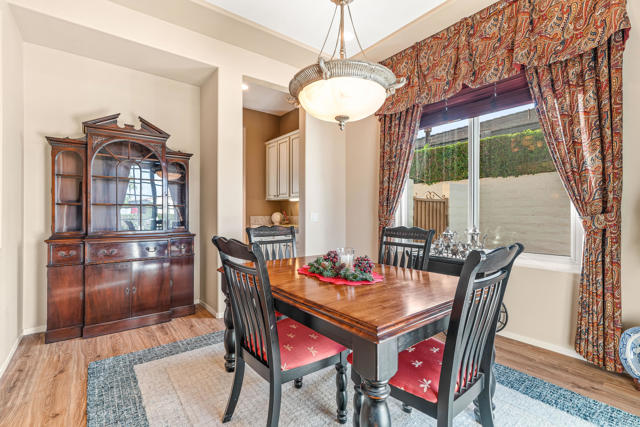 17 Corte Del Sol, Rancho Mirage CA: https://media.crmls.org/mediaz/ac25f10d-6bce-49bf-b338-920fcd942f30.jpg