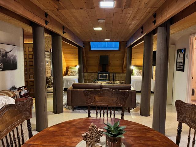 Image 35 of 64 For 22156 Crestline Road
