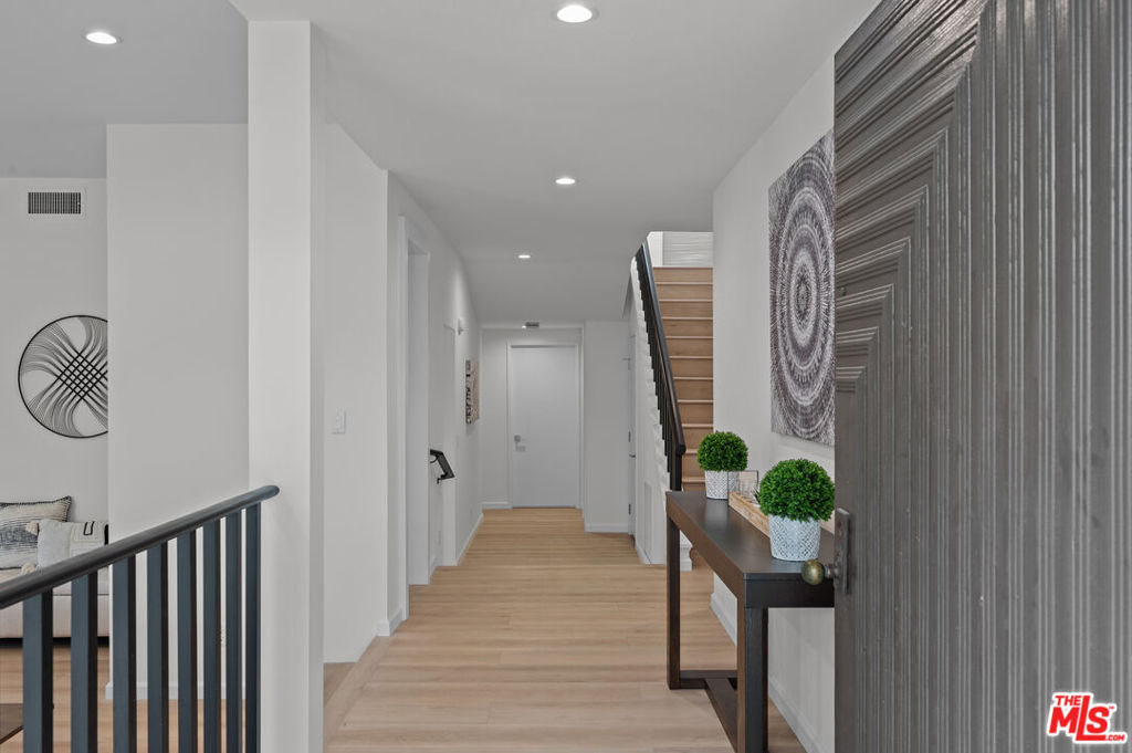 2431 Century, Los Angeles, CA 90067
