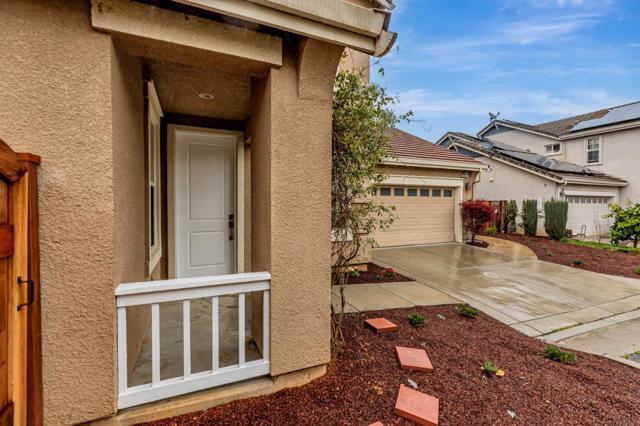 9135 Desiderio Way, Gilroy CA: https://media.crmls.org/mediaz/ac27237b-1f98-4376-b0b5-e2c8bb063e8f.jpg