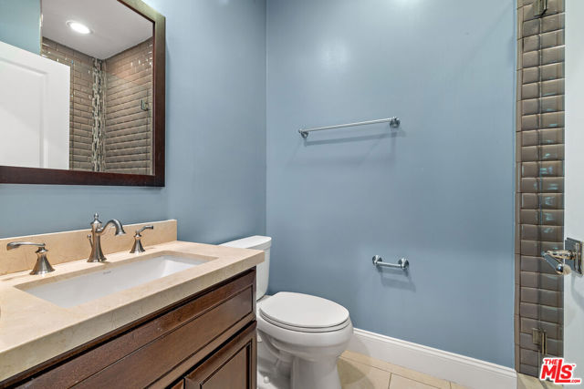 1147 Centinela Avenue, Santa Monica CA: https://media.crmls.org/mediaz/ac275177-a7de-412f-924b-a13614c454f3.jpg
