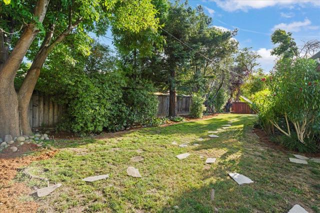5494 Mary Jo Court, San Jose CA: https://media.crmls.org/mediaz/ac27b15a-8dd6-4fb3-b6d2-4bfc0a8456bf.jpg