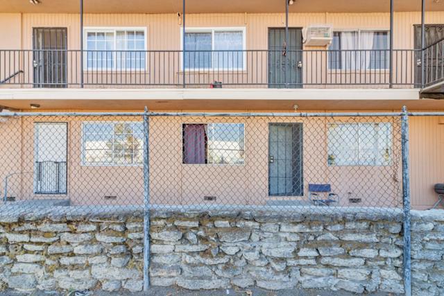 748 Clara Street, Oakland CA: https://media.crmls.org/mediaz/ac27eae9-483d-4c3b-aa98-c67e92bce275.jpg