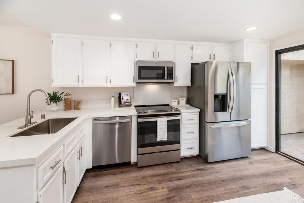 10487 Crosscreek - photo 12