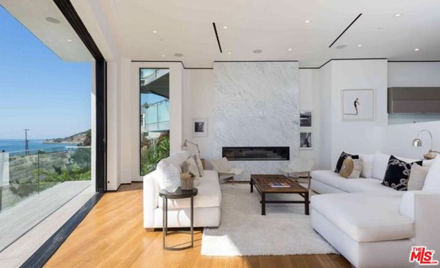 Drew Fenton | 17816 Porto Marina Way Pacific Palisades CA | MLS: 7418600