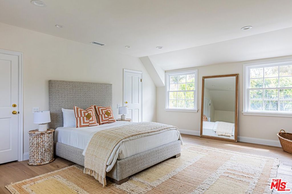 MLS #25528909 img 33