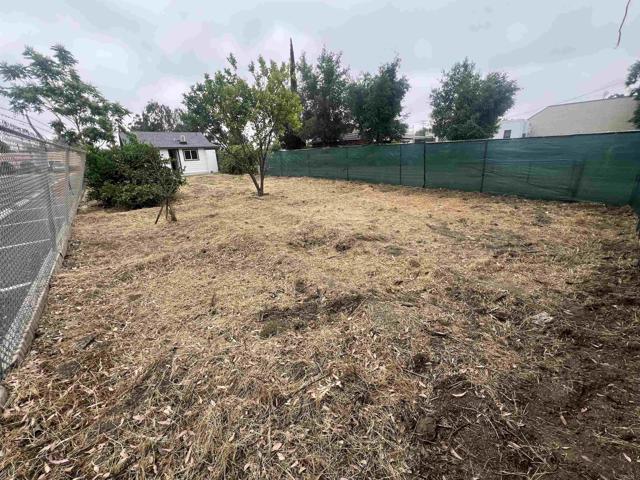 1021 D Street, Ramona CA: https://media.crmls.org/mediaz/ac2a527c-e4cc-445d-b3bf-a1590de0313b.jpg