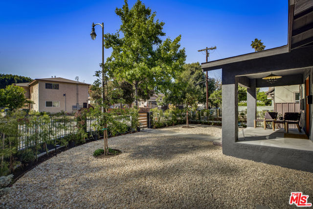 2634 Rich Street, Los Angeles CA: https://media.crmls.org/mediaz/ac2b2a44-7593-4dcc-a97b-d97ae6e96f14.jpg