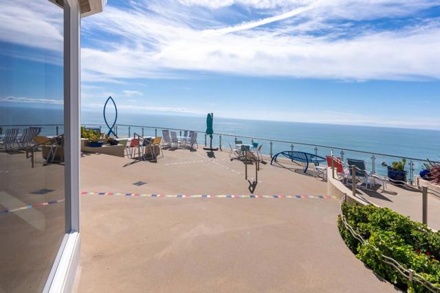 422 Seaview Drive, Aptos CA: https://media.crmls.org/mediaz/ac2cda20-e8a3-4981-9d83-9d05e8760d40.jpg