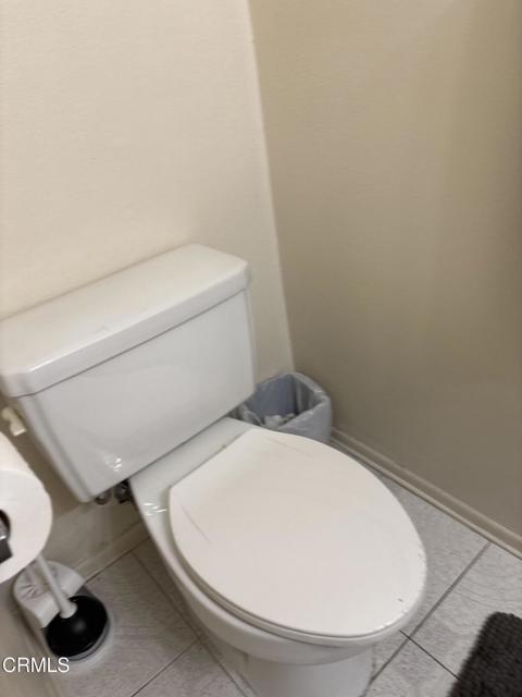 Detail Gallery Image 8 of 14 For 1431 Casa San Carlos Ln #B,  Oxnard,  CA 93033 - 2 Beds | 1/1 Baths