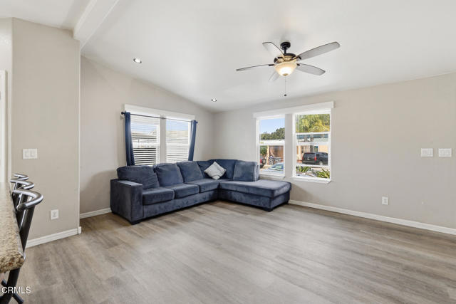 Detail Gallery Image 8 of 37 For 1657 Lime Ave #87,  Oxnard,  CA 93033 - 3 Beds | 2 Baths