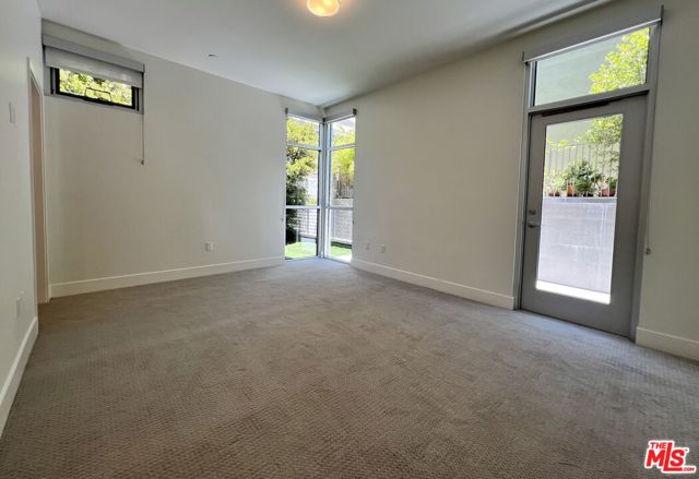 8017 W NORTON Avenue, West Hollywood CA: https://media.crmls.org/mediaz/ac2e0162-ec01-4afb-8a70-a4ebaae165c5.jpg