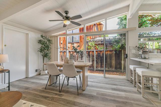 3845 Corina Way, Palo Alto CA: https://media.crmls.org/mediaz/ac2f3278-d5ae-4d45-a9a2-7d052ec1ab31.jpg