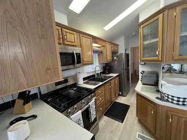 74711 Dillon Road, Desert Hot Springs CA: https://media.crmls.org/mediaz/ac2fa1b8-f339-4603-9f04-23a1e4060489.jpg