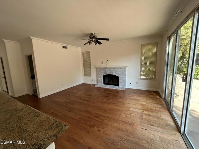 2357 Laurelwood Drive, Thousand Oaks CA: https://media.crmls.org/mediaz/ac3032f4-532c-40d2-bcba-3563d1f82cd4.jpg