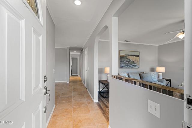 Detail Gallery Image 2 of 30 For 3130 Oarfish Ln, Oxnard,  CA 93035 - 4 Beds | 2 Baths
