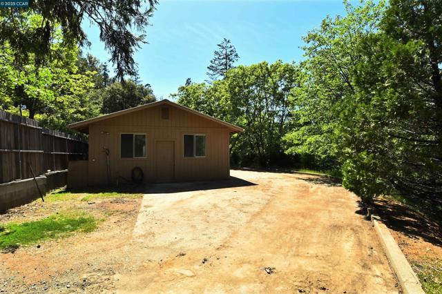 9687 Manzanita Way, Coulterville CA: https://media.crmls.org/mediaz/ac306abc-951a-4476-b30a-e182b87c36b2.jpg