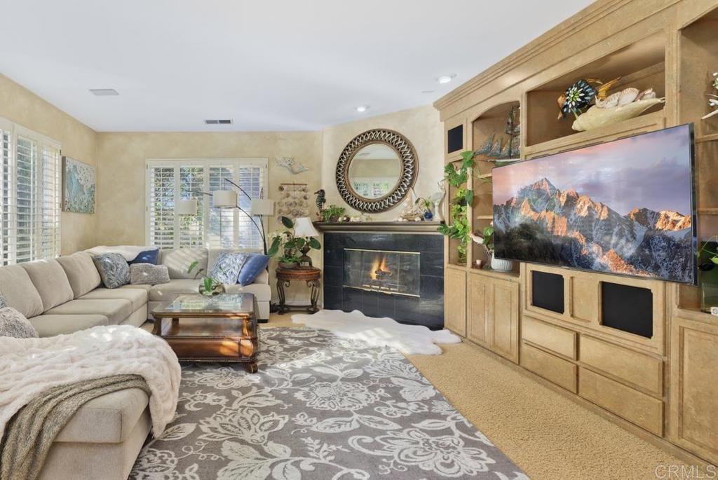 1747 Oriole Ct - photo 2