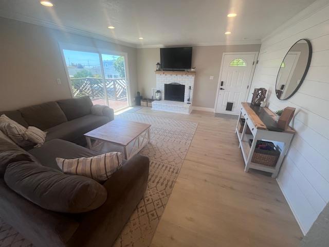 908 Bancroft Ave, Half Moon Bay CA: https://media.crmls.org/mediaz/ac30cf3b-f5f6-4245-b8dc-df3c6087738b.jpg