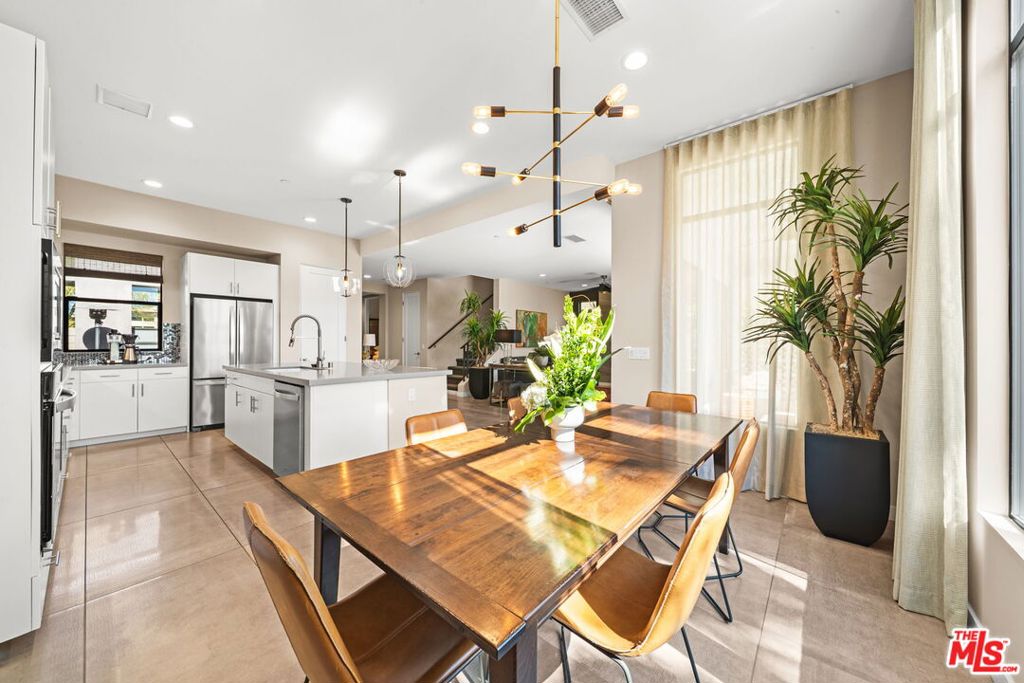 MLS #25611337 image #24