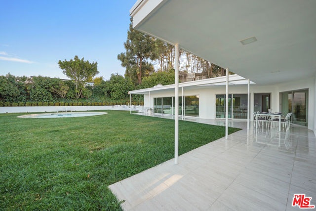 17116 Adlon Road, Encino CA: https://media.crmls.org/mediaz/ac314c38-1d81-42a2-ac8f-cf31242e7ccc.jpg