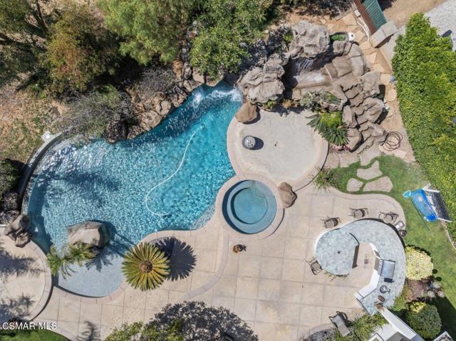 64 Highland Road, Simi Valley CA: https://media.crmls.org/mediaz/ac317c6a-d4fc-4590-9fc4-c4e17d8a525b.jpg