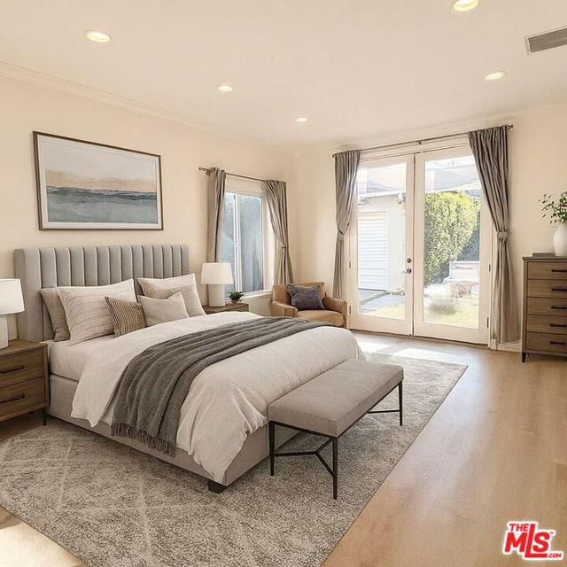 7311 Dunfield Avenue, Los Angeles CA: https://media.crmls.org/mediaz/ac3180f7-b5fa-4e60-957c-c0ab3b0aa31c.jpg