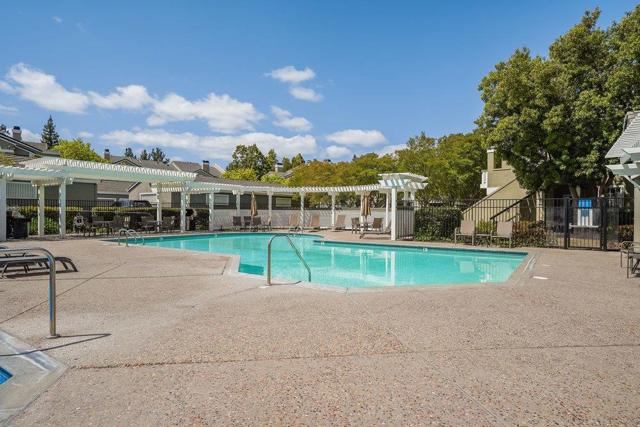 838 Bucks Lake Court, San Jose CA: https://media.crmls.org/mediaz/ac31ec8c-57c6-4570-9166-361e51fae665.jpg