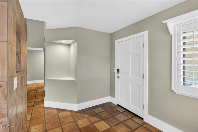 Detail Gallery Image 9 of 61 For 2900 Windward Way, Oxnard,  CA 93035 - 3 Beds | 2 Baths