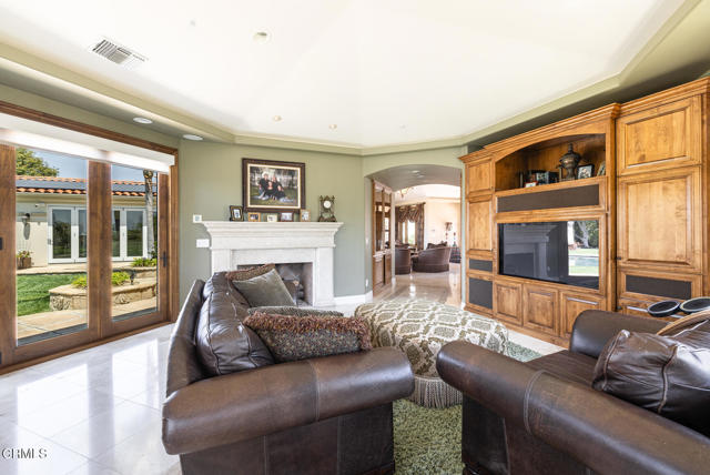 20 Via Terrasol, Camarillo CA: https://media.crmls.org/mediaz/ac33ad3d-fdb9-4953-af1c-7628a172923d.jpg