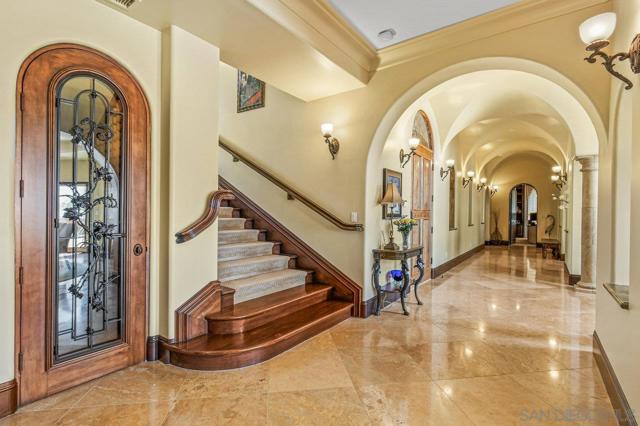 19557 Fortuna Del Este, Escondido CA: https://media.crmls.org/mediaz/ac33b4ed-7739-4acb-aba5-3f36814efcf6.jpg