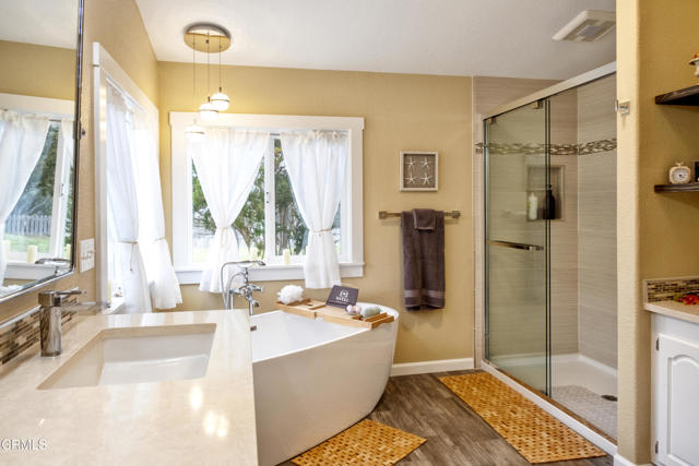 Detail Gallery Image 10 of 25 For 18600 Old Coast Hwy, Fort Bragg,  CA 95437 - 3 Beds | 2 Baths