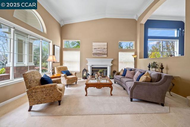 Image 6 of 60 For 113 Forest Hill Dr