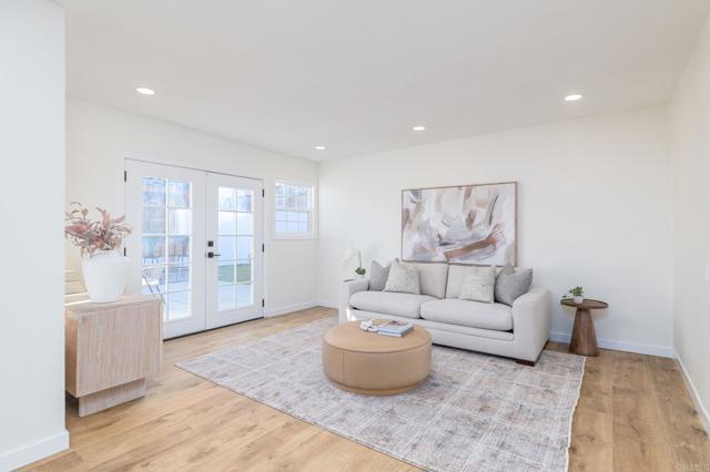 Detail Gallery Image 18 of 38 For 1674 Evergreen St, Point Loma,  CA 92106 - 3 Beds | 2 Baths